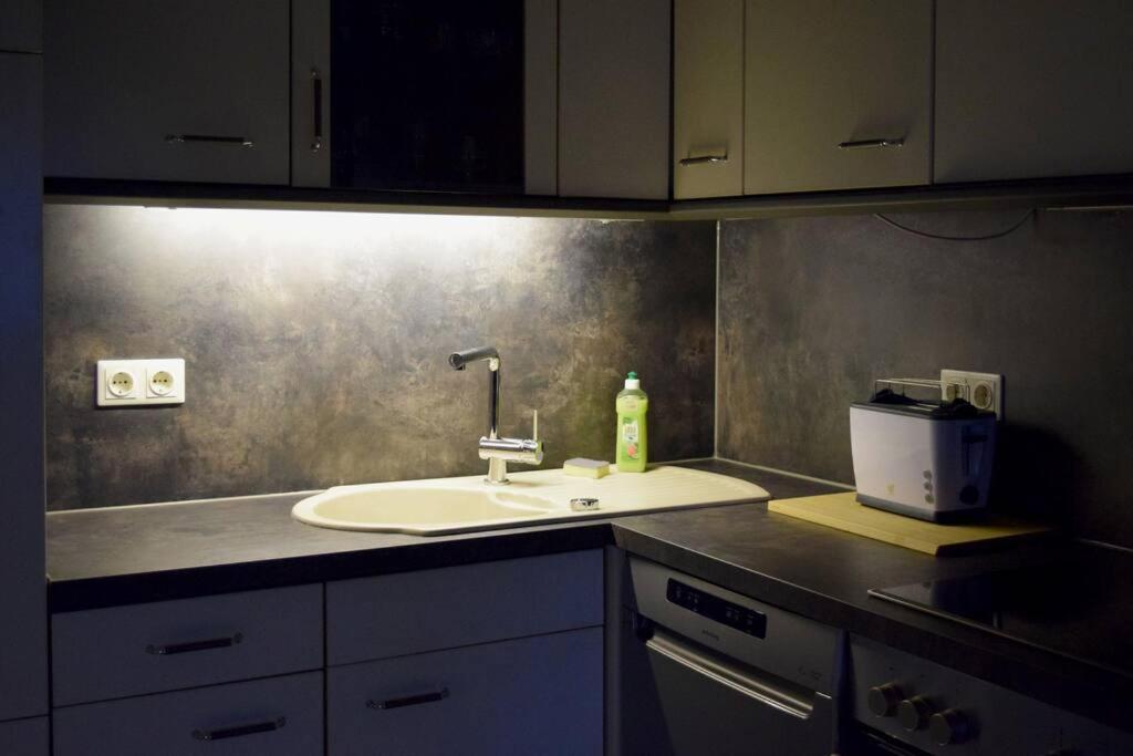 Md-5 Stadtfeld Beimsstrasse 81 - Appartement Domblick - Parkplatz - Balkon - 2Einzelbetten - Schlafsofa Magdeburg Eksteriør billede